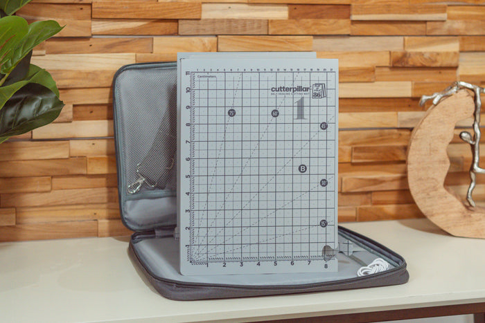 CutterPillar Flip & Fold Mini