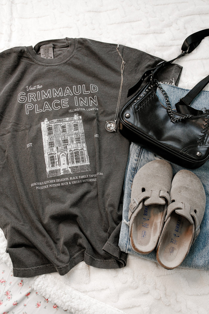Grimmauld Place Inn Garment Dyed Tee