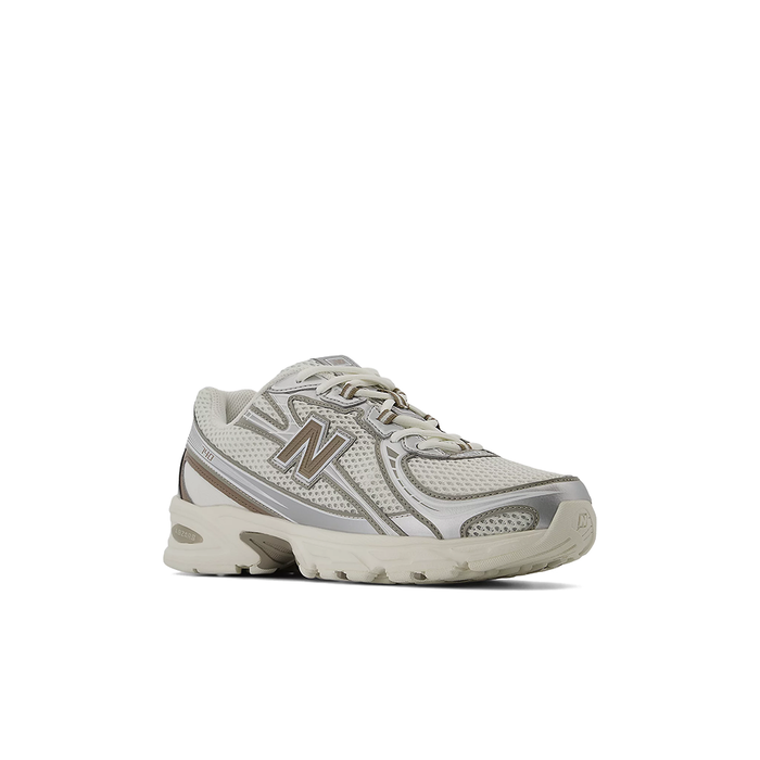 740 v1 'Sea Salt Arid Stone'