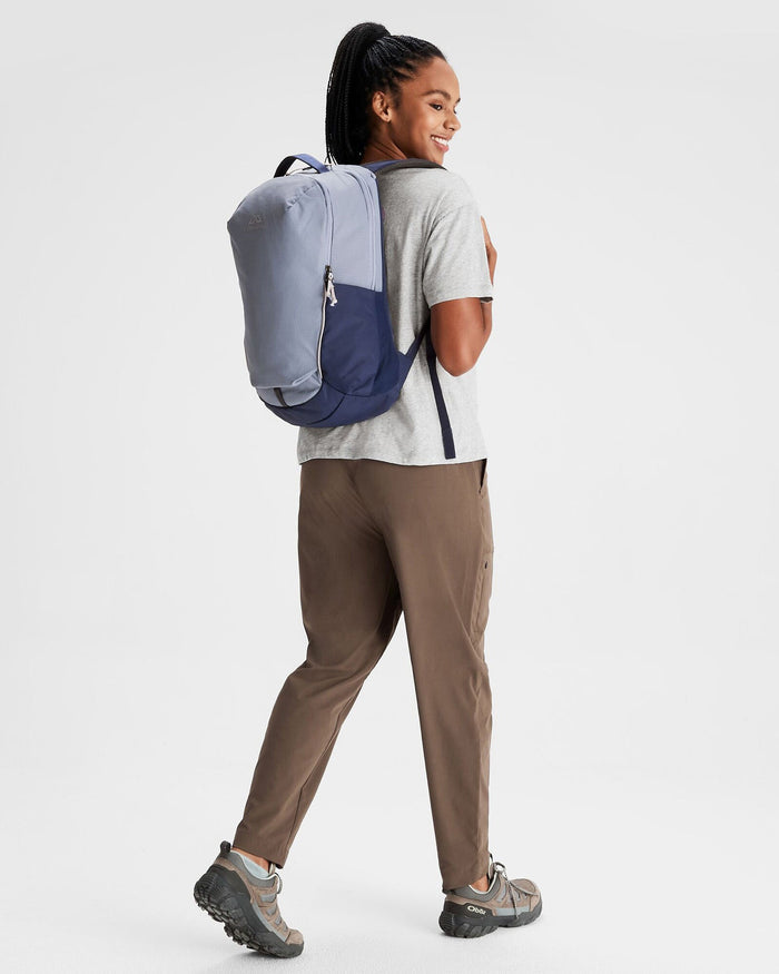 b0787_oi6_axon_everyday_backpack_20l_b_1743632745000