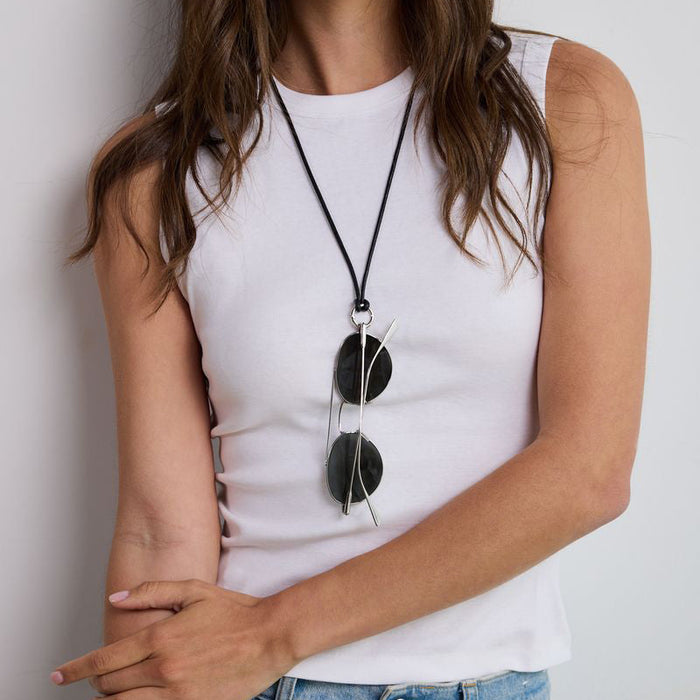 Black Leather Sunglass Holder