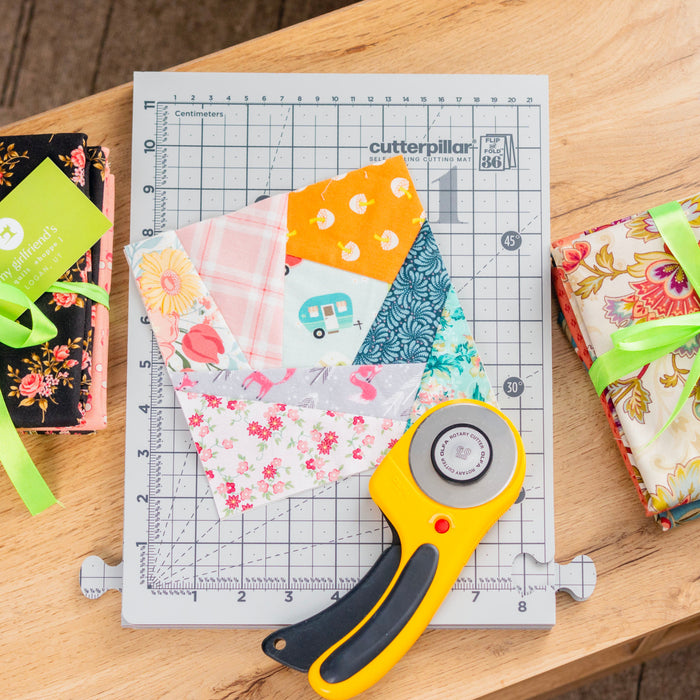 CutterPillar Flip & Fold Mini