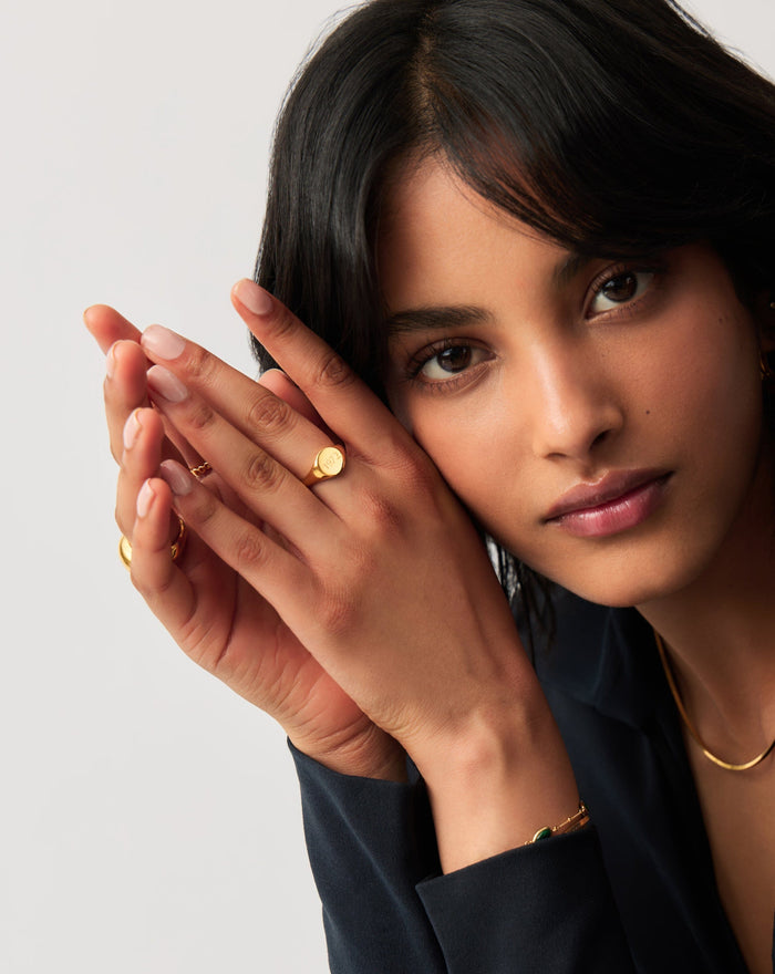 Engravable Round Signet Ring | 18k Gold Vermeil Rings Missoma