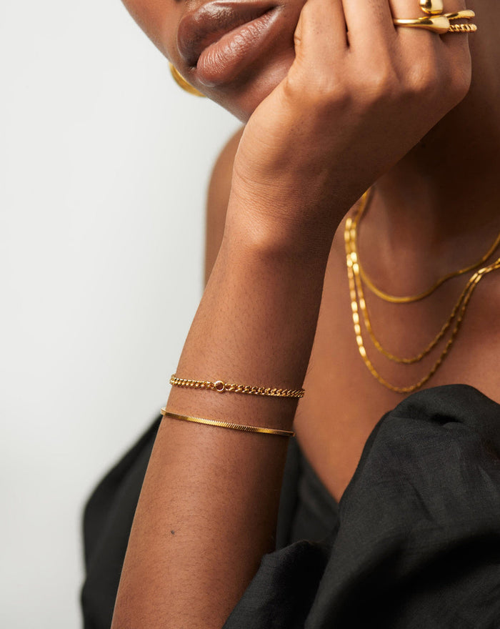 Birthstone Chain Bracelet - January | 18ct Gold Plated Vermeil/Garnet Bracelets Missoma