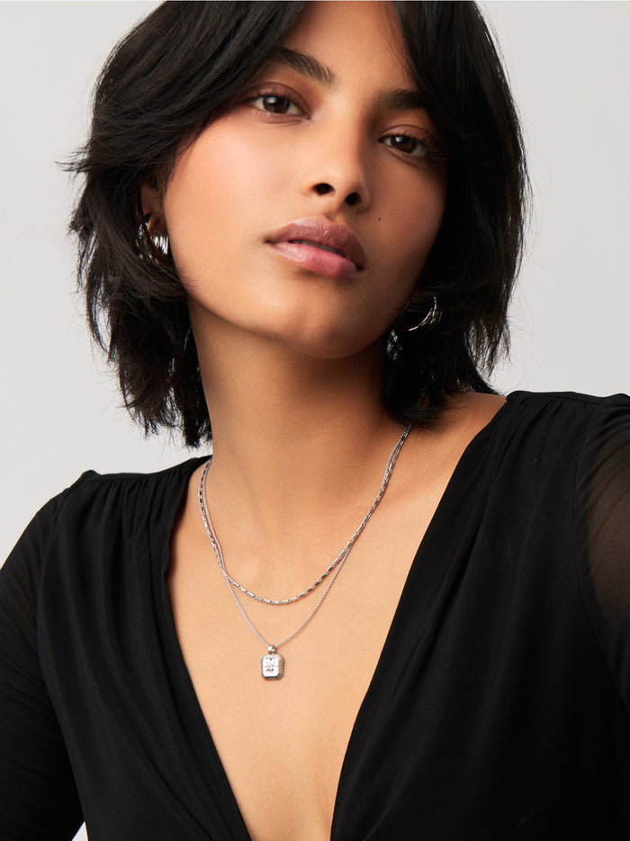 Star Ridge Birthstone Pendant Necklace - Rainbow Moonstone/June Necklaces Missoma