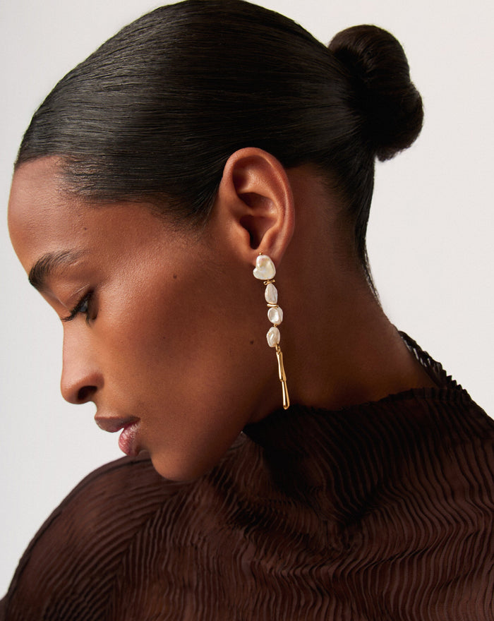 Keshi Pearl Sculptural Drop Earrings | 18ct Gold Plated/Pearl Earrings Missoma