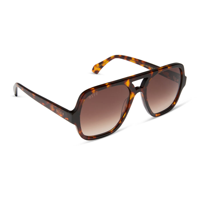 diff eyewear featuring the layton navigator sunglasses with a rich tortoise acetate frame and brown gradient lenses angled view