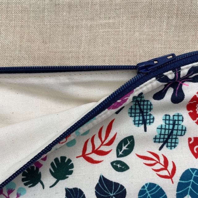 Leaves Aplenty - Medium Project Bag with Coordinating Notions Pouch