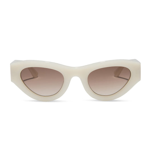 for love & lemons x diff eyewear featuring the lucy cat eye sunglasses with a meringue acetate frame and brown gradient lenses front view