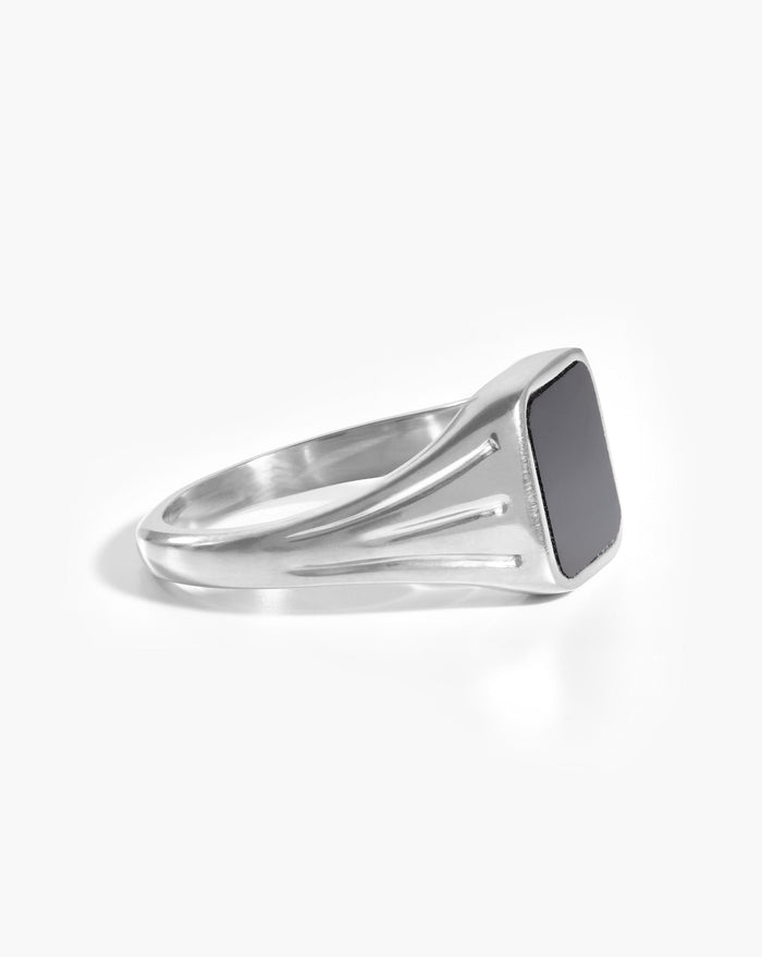 Lucy Williams Square Signet Ring | Sterling Silver/Black Spinel Rings Missoma