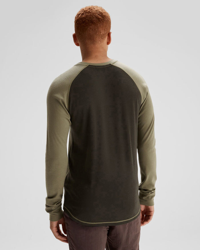 b0549_o9p_k_merino_250_mens_long_sleeve_top_d_1743633475000