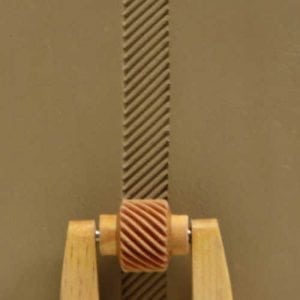 MRL-009 Right slanted lines
