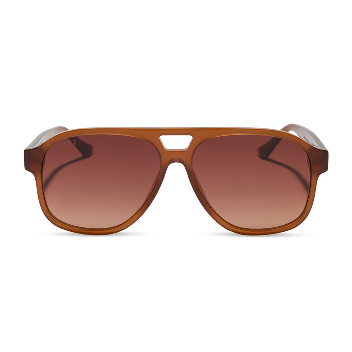 jessie james decker x diff eyewear featuring the nash navigator sunglasses with a milk caramel frame and brown gradient lenses front view