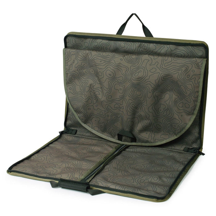 RSVLTS RSVLTS® RSVLTS Loyalty Program "Basic Garment Bag" _ Basic Garment Bag RSVLTS Loyalty Program "Basic Garment Bag" _ Basic Garment Bag