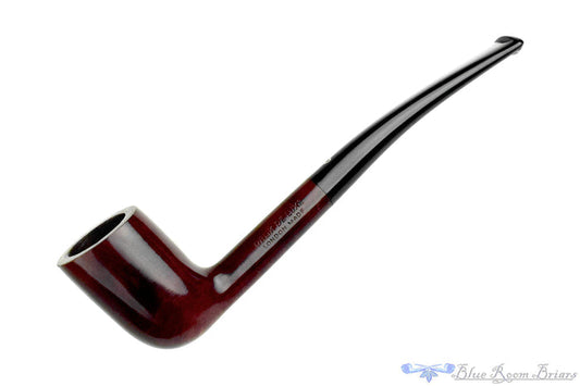 Blue Room Briars is proud to present this Orlik De Luxe L136 Bent Belge Estate Pipe
