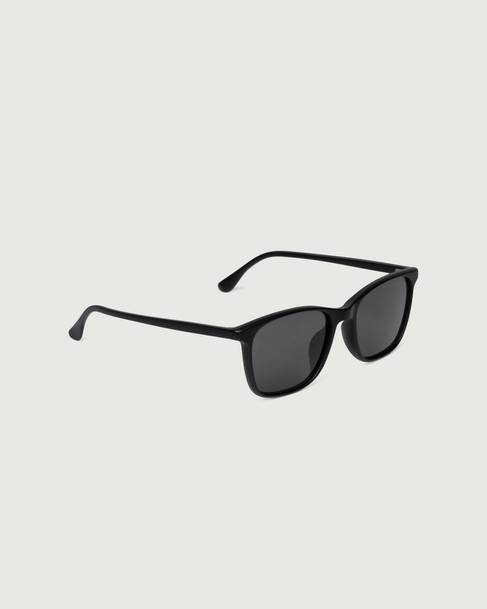 Tire::Roy Sunglasses square black recycled polyester front diagonal
