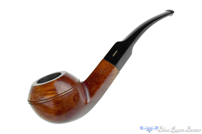 Blue Room Briars is proud to present this Savinelli De Luxe Milano 623 Bent Bulldog Estate Pipe
