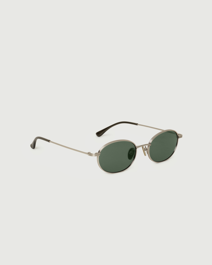 Gold::Sloane Sunglasses pilot Gold metal front diagonal