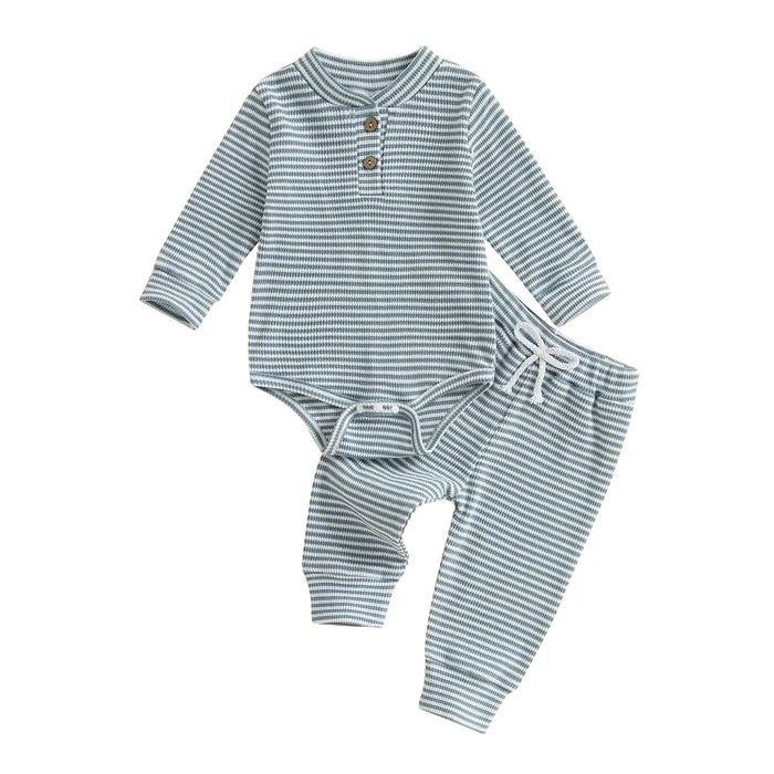 STRIPES ALL DAY Outfit
