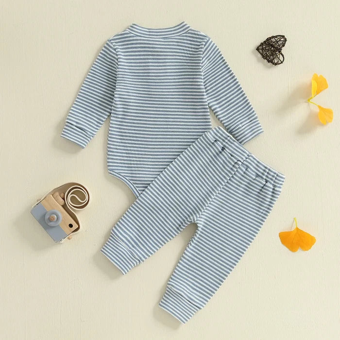 STRIPES ALL DAY Outfit