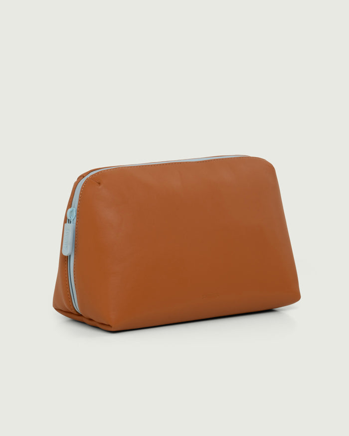 Caramel::Travel Pouch  brown  front diagonal