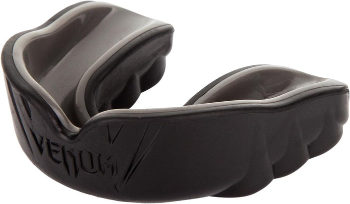 Venum Challenger Mouthguard Black Senior