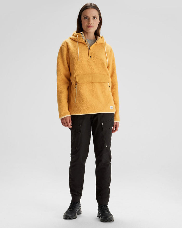 b0961_n08_co_z_high_pile_womens_hooded_pullover_b_1743632542000