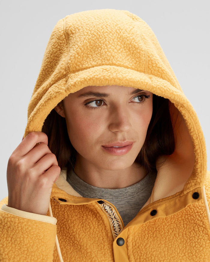 b0961_n08_co_z_high_pile_womens_hooded_pullover_f_1743632545000