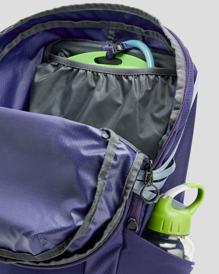 a1470_ofc_valorous_womens_pack_38l_g_1743631452000